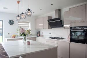 Kitchen- click for photo gallery
